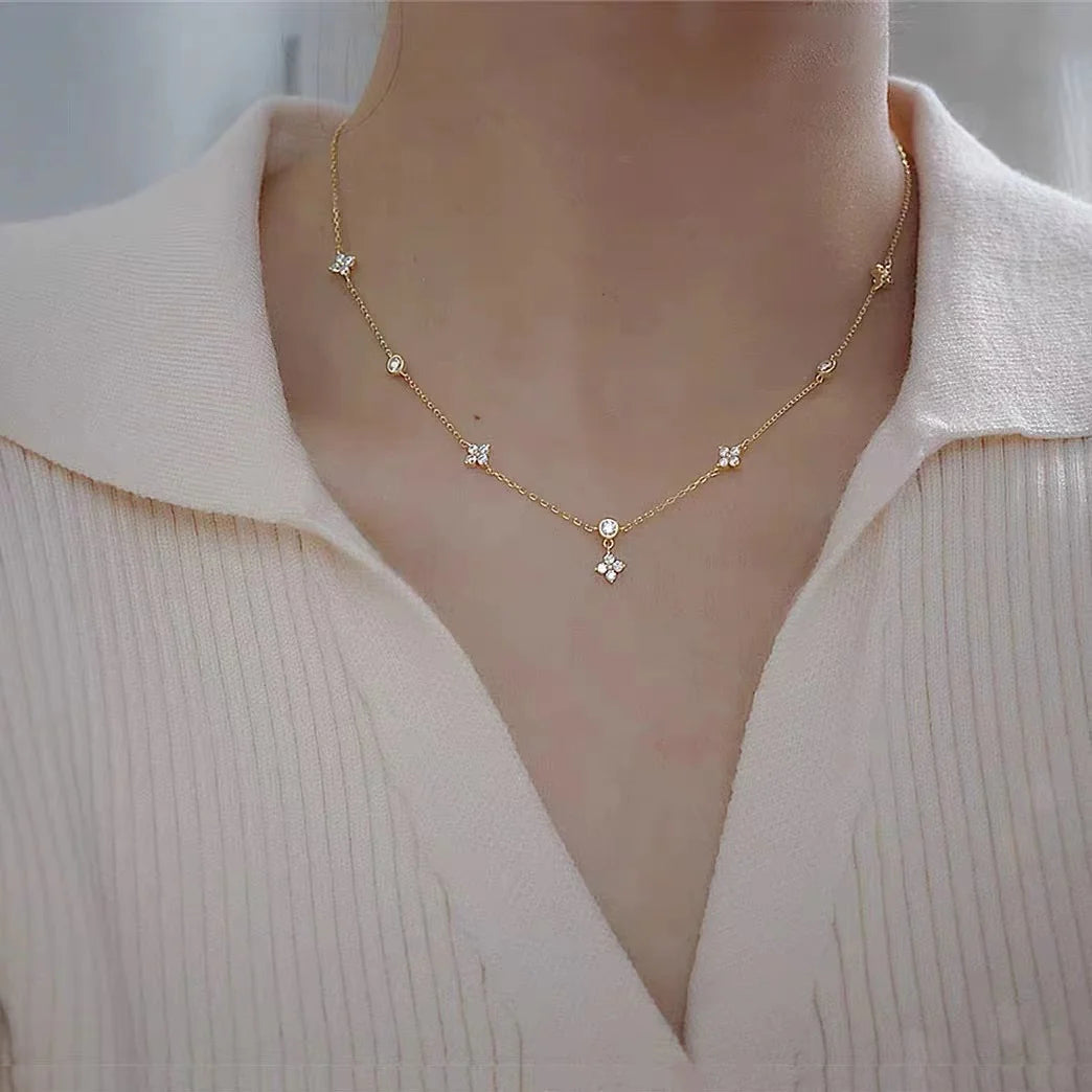 Aphrodite: Collier en chaîne étoilé
