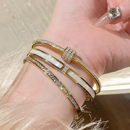 Hestia: Bracelet en Or plaqué