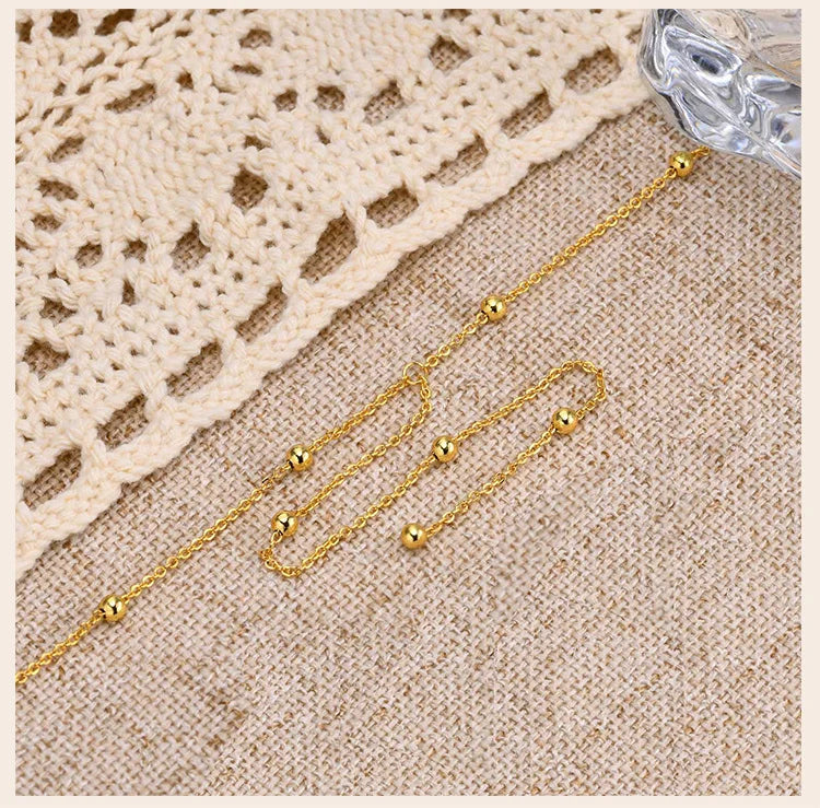 Athéna: Long collier en chaîne avec pendentif